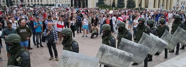 В Беларуси мать девятерых детей умерла после избиения и пропажи сына