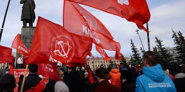 Бюджет столкнулся с «сопротивлением» Зюганова