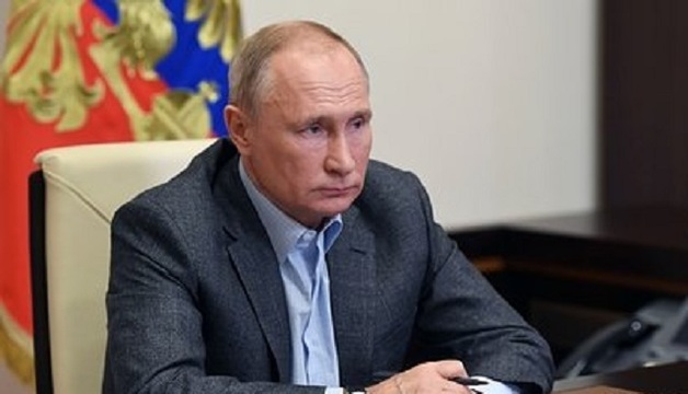 Путин подписал законы об отставке судей при наличии иностранного гражданства