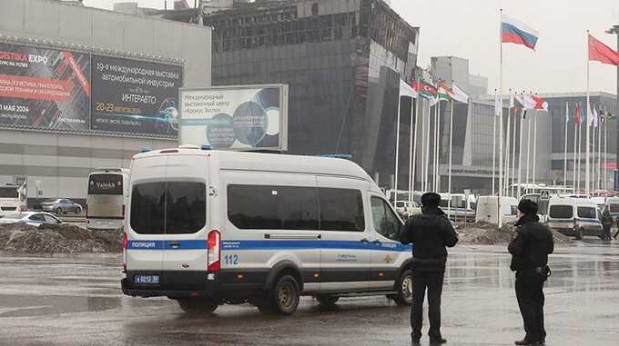 После теракта в "Крокусе" московская полиция начала проверки квартир