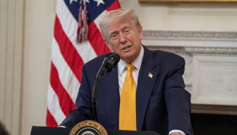 Трамп высказался по поводу своего изображения в виде Папы Римского