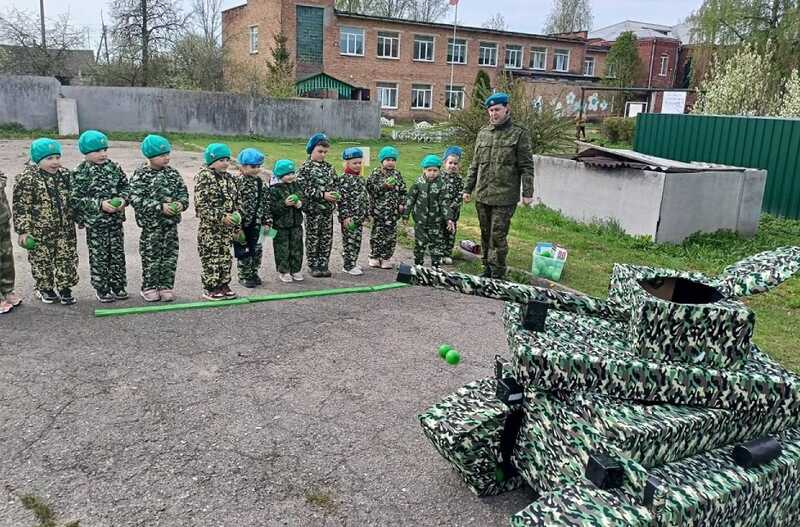 В одном из детских садов в Пскове было введено военное положение