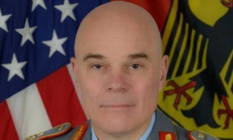 Генерала НАТО освободили от должности после некорректной шутки на тему изнасилования