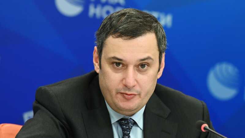 Александр Хинштейн решил уволить своих подчинённых, у которых есть судимость