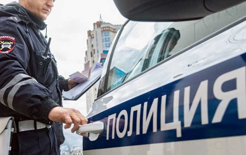 Как полиция Санкт-Петербурга прикрывает незаконный бизнес мигрантов