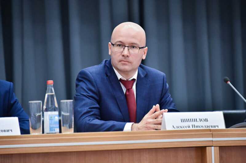Краснодарский краевой суд сталкивается с тяжёлой ситуацией: на него возложены обвинения в коррупции и оказываются давления на судей под руководством Шипилова