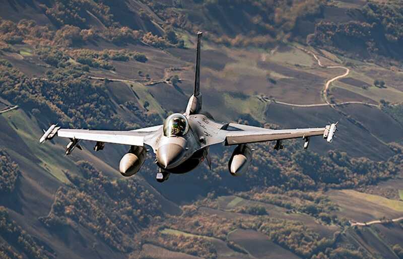 Нидерланды отправили последнюю партию истребителей F-16 в Украину