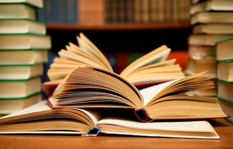 Книжные магазины в России получили перечни книг, подлежащих возврату и уничтожению