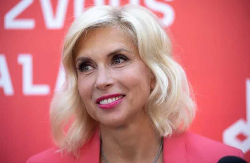 Алена Свиридова поделилась, как выбрала карьеру вместо семейной жизни с сыном