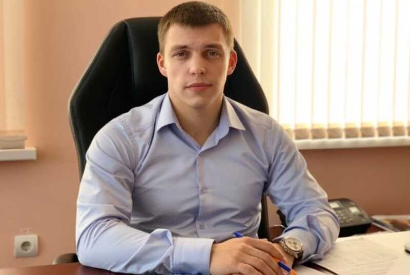 Самый молодой мэр России Александр Старжинский признан виновным в незаконном получении премий