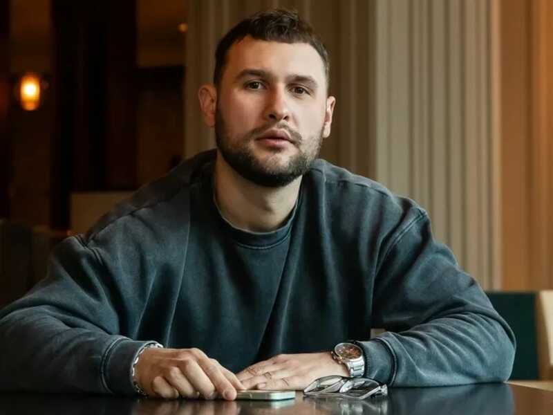 Белорус в Польше занимается рекламой поддельных документов и продажей краденого имущества