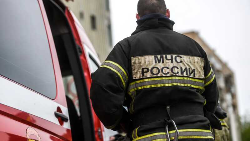 Обнаружена вероятная причина возгорания, повредившего восемь автомобилей на севере Москвы