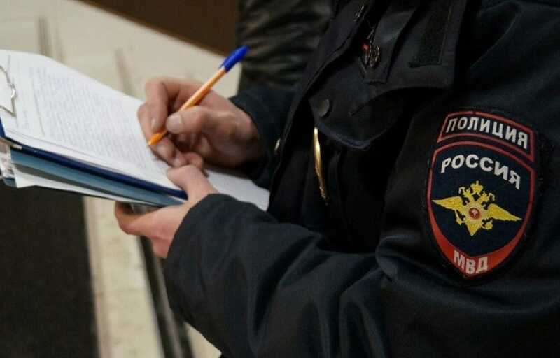 В Москве полиция явилась к квартире активиста Михаила Галяшкина после его конфликта с пропагандистом