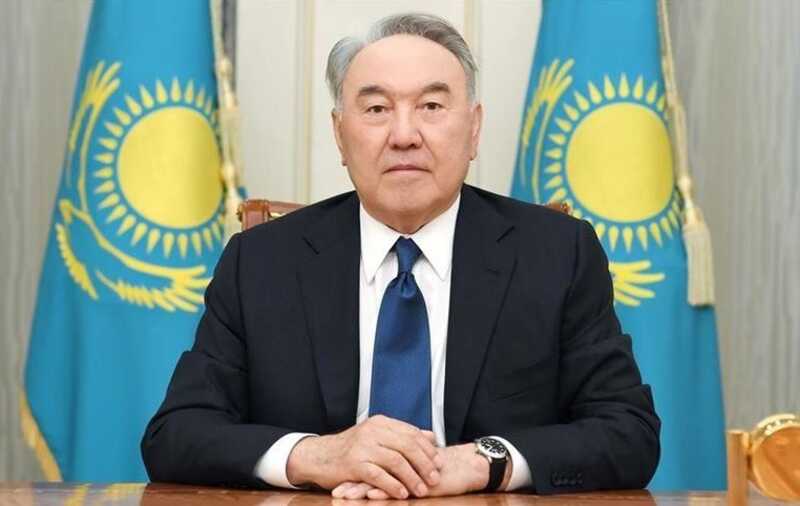 Нурсултан Назарбаев попал в десятку самых богатых лидеров мира с состоянием до 2 миллиардов долларов