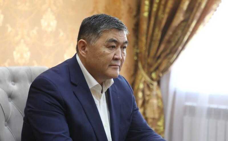 Конфликт между Камчыбеком Ташиевым и семьей Туманов оказывает угрозу судьбе старейшего рынка Кыргызстана