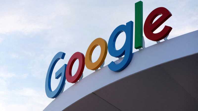 Google может столкнуться с возможным штрафом размером 65 миллиардов рублей по исковым делам, которые находятся на рассмотрении в американских судах