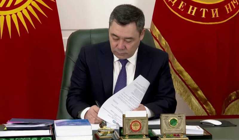 Президент Кыргызстана установил запрет на порнографию «в защиту нравственности»