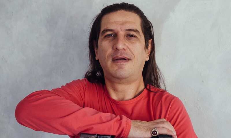 Рэпера Гио Пики обокрали на борту самолёта, пока он спал