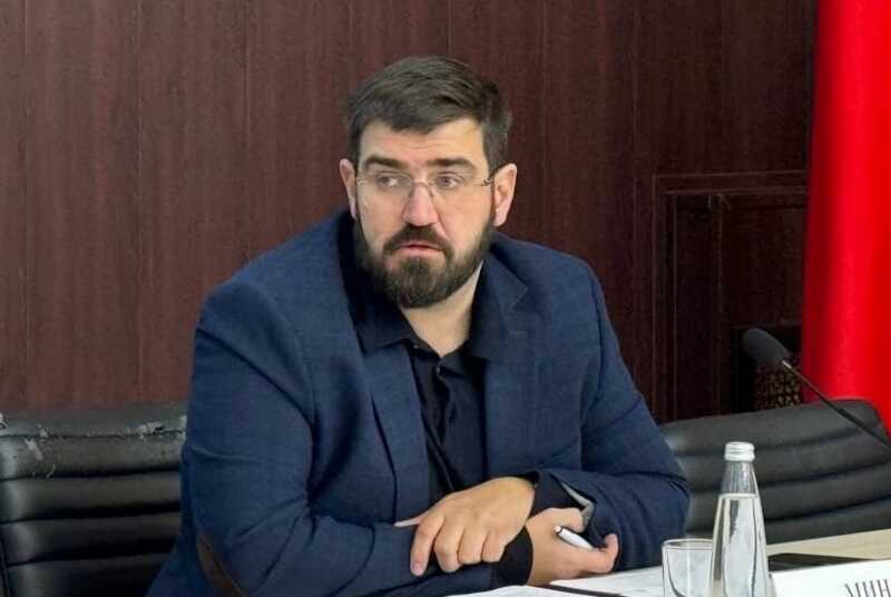Бывший заместитель главы администрации Химок Николай Минаев покинул Россию перед возбуждением дела о взятках