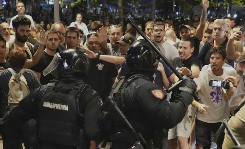 В Сербии протесты переросли в массовые беспорядки: имеются пострадавшие с обеих сторон