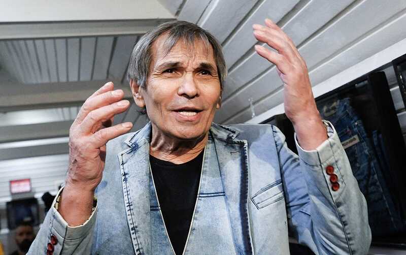 Семья Алибасовых обвиняет медиков в том, что невестка потеряла зрение во время родов