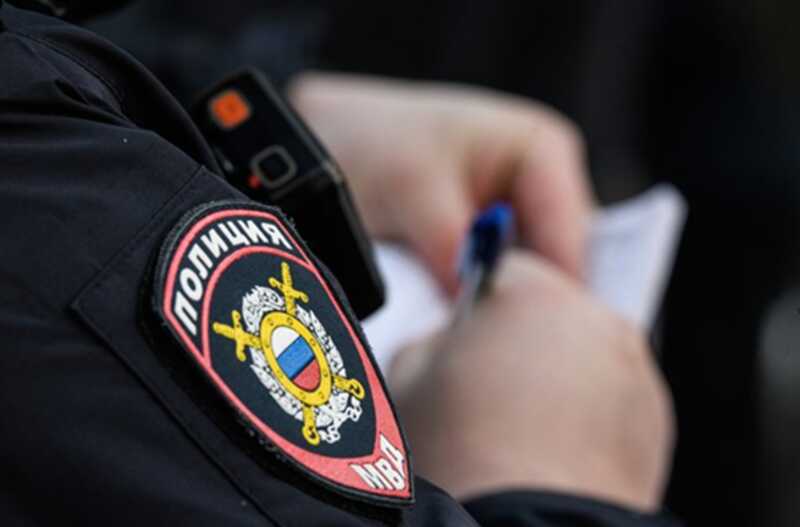 В Санкт-Петербурге сотрудники правоохранительных органов выполнили проверку в отделе экономической полиции