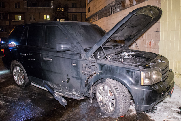 В Киеве на Якуба Коласа пытались взорвать Range Rover: пострадал владелец автомобиля