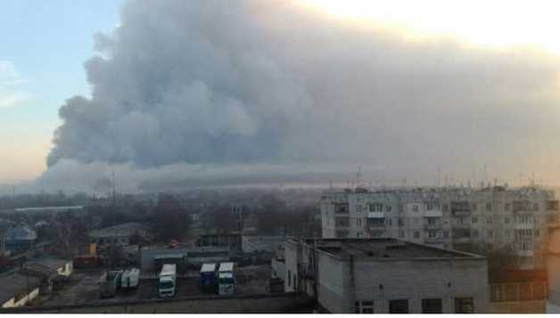 Взрывы в Балаклее: в Минобороны заявили, что пожар начался из-за танка