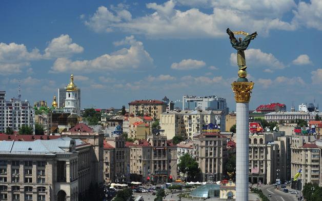 Главное за день - маньяк-романтик, политические зеки, курортные войны и кто заработает на ремонте Шулявки